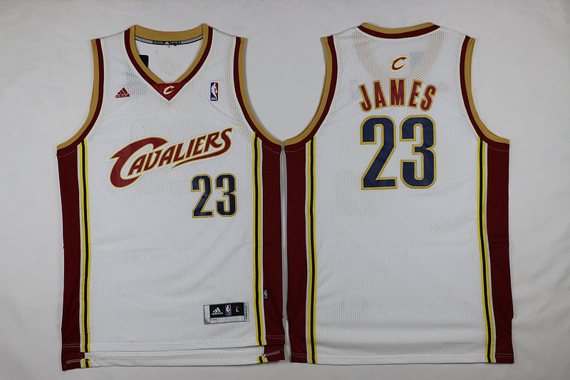 23 Cavaliers White C