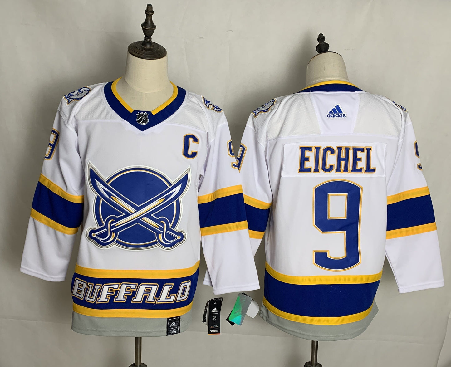 Buffalo Sabres #15 Jack Eichel 20