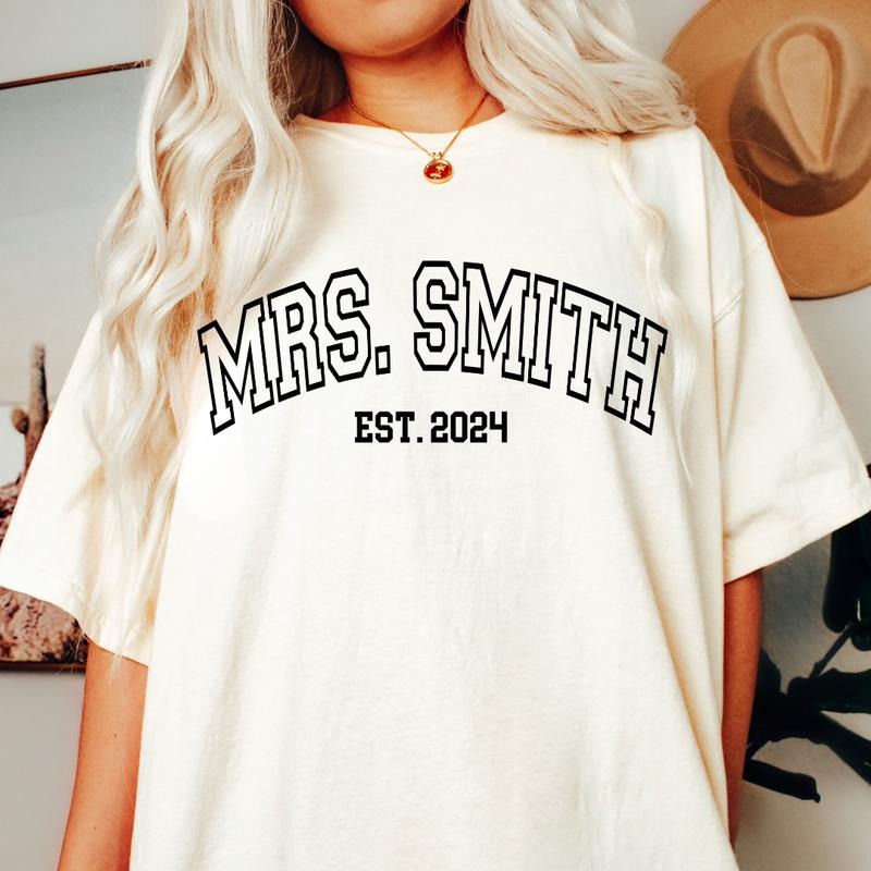 Custom Mrs Shirt, In My Mrs. Sweatshirt, Retro Custom Bride Shirt, Honeymoon Tee, Bachelorette Gift Shirts, Trendy Wife...