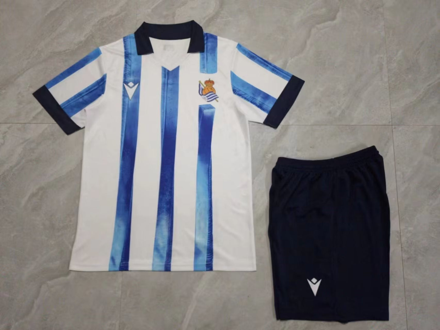 Real Sociedad Royals Style 2