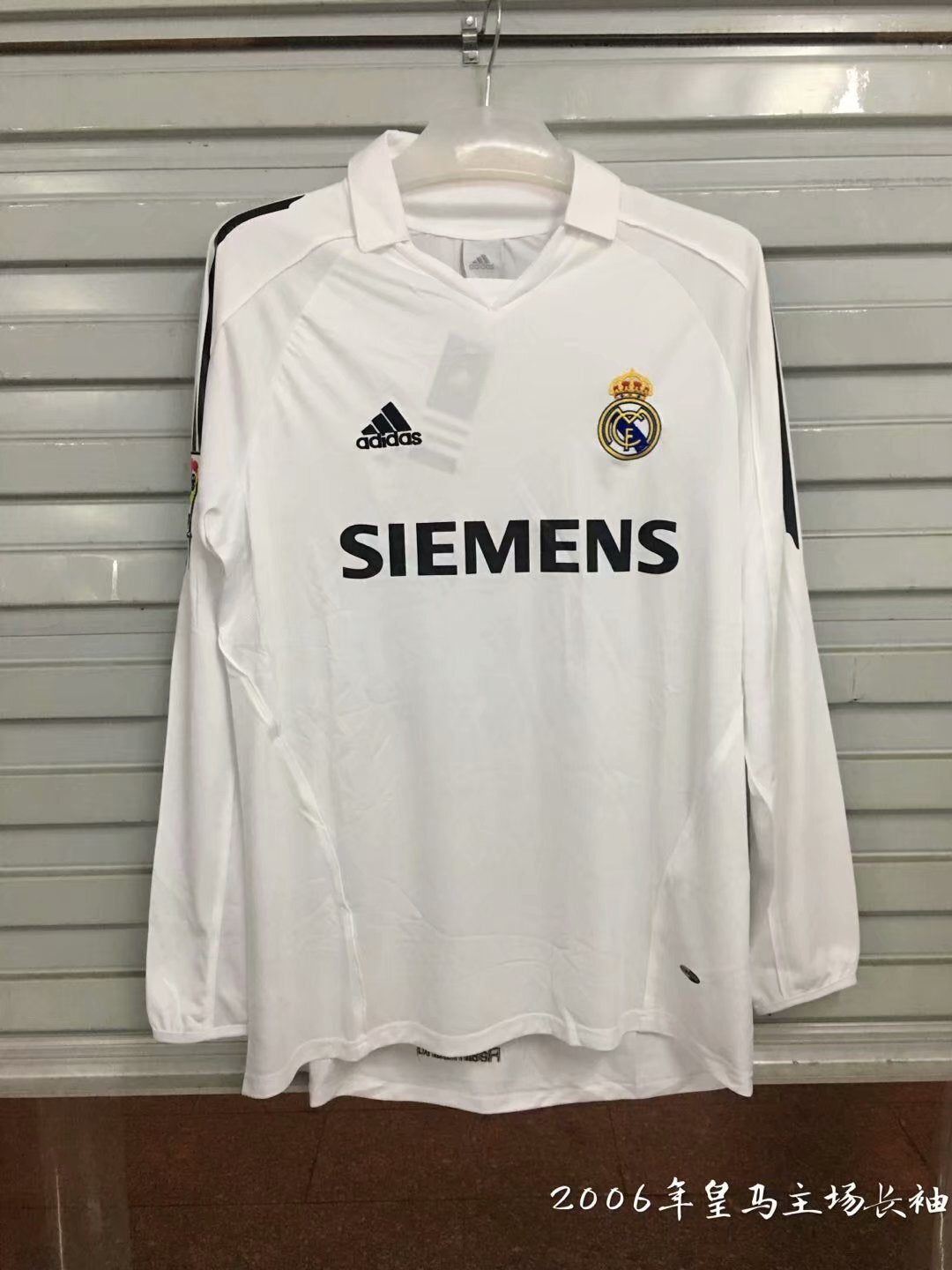 2006 real madrid long sleeve simens design