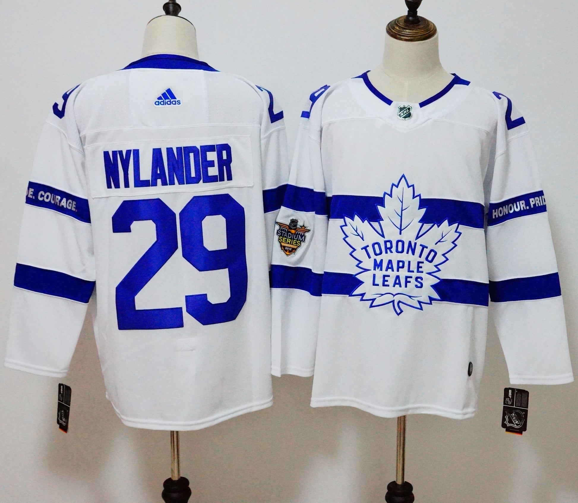2018 Stadium Series Style 16