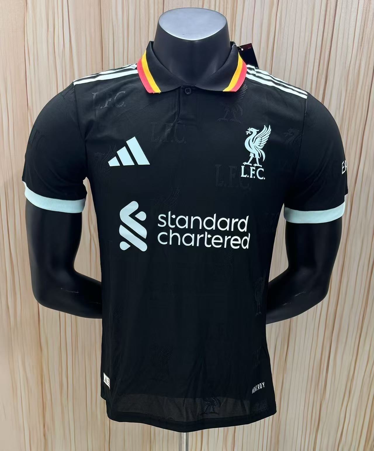 26 27 Liverpool Black Style 2