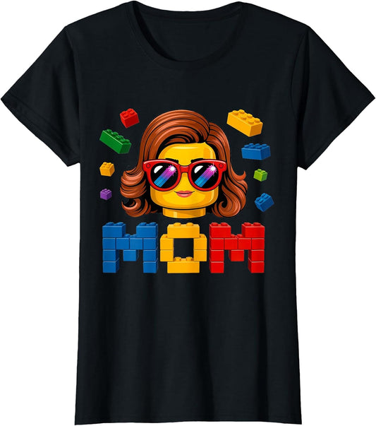 Family Mom Master Builder Building Bricks Blocks Mothers Day T-Shirt