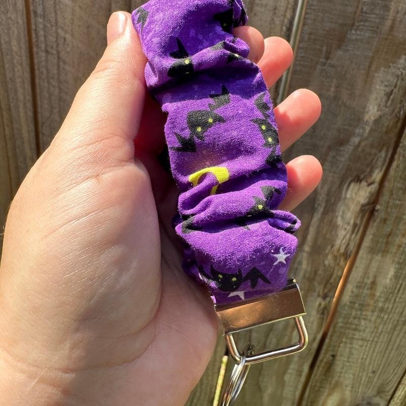 Bat Scrunchie Wristlet Keychain T-Shirts, Hoodie, Sweatshirt | WearSparks.com