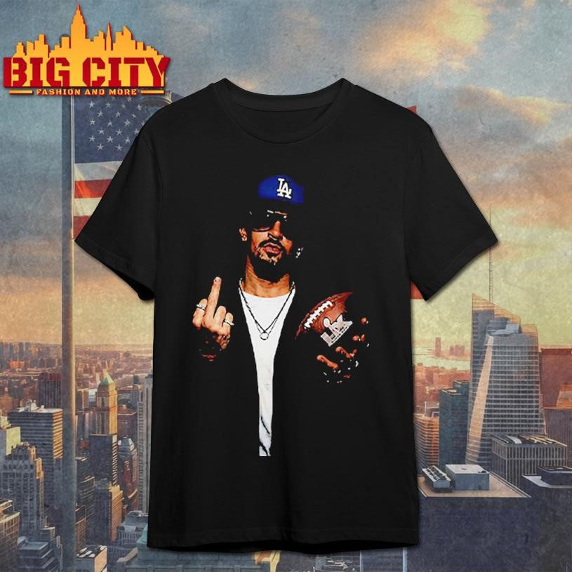 Benito Bowl Bad Bunny Middle Finger Shirt