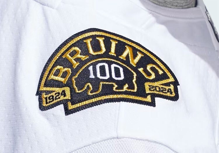 Boston Bruins Reveal New Centennial Jerseys (3)_conew1