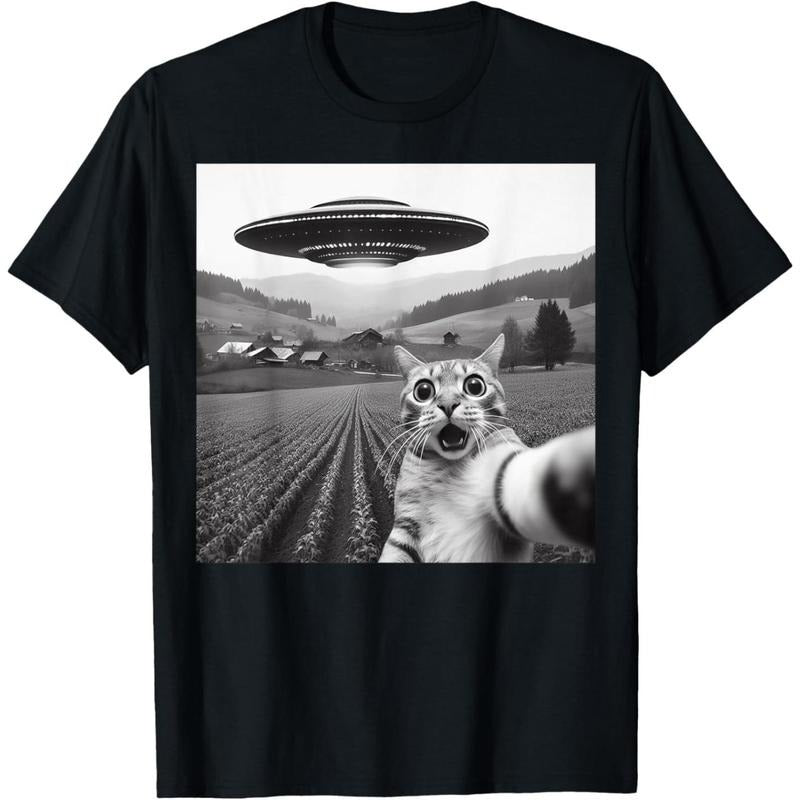Cat Selfie With Alien UFO Funny Cat Gifts For Men Women Kid T-Shirt made in usa Hoodie, Sweatshirt | WearSparks.com
