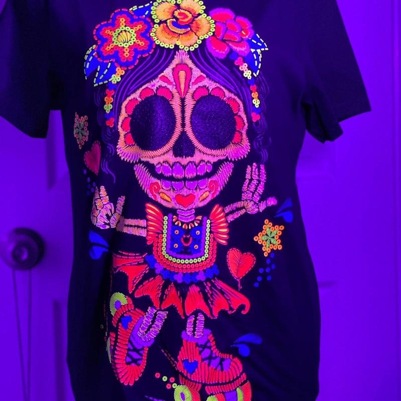 Catrina patines Cotton Black Casual T-Shirts, Hoodie, Sweatshirt | WearSparks.com