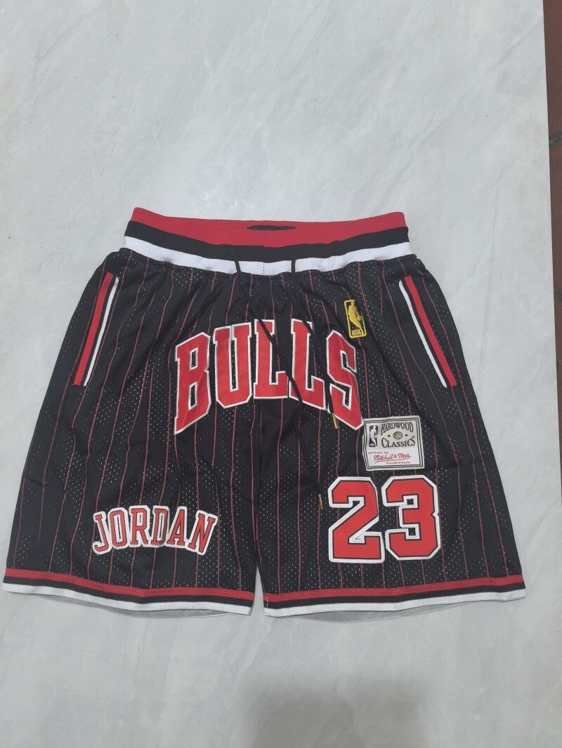 Chicago Bulls Bulls Black Red Retro Shorts Style 1