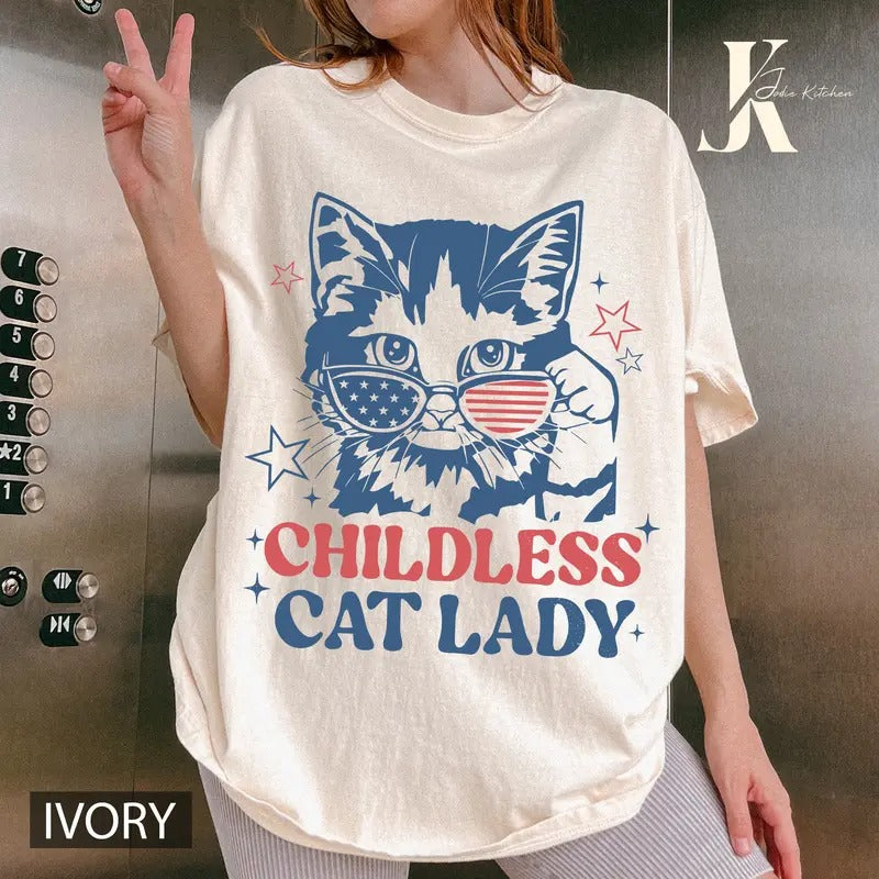 Childless cat lady for Kamala Shirt, Kamala Harris For The People Shirt, Kamala Harris 2024 T-shirt, Kamala Harris For...