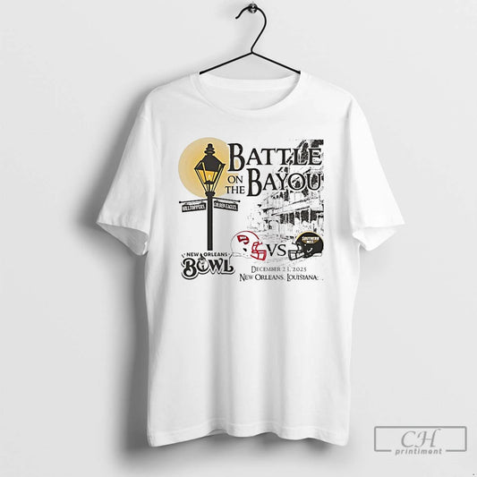 Classic Western Kentucky Vs Southern Miss 2025 New Orleans Bowl Battle On The Bayou T-Shirts, Hoodie, Sweatshirt
