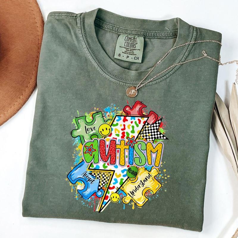 Comfort Colors Checkerboard Autism Puzzle Shirt, Retro Autism Heart Puzzle T-Shirt, Mother's Day Autism Support Shirt,...