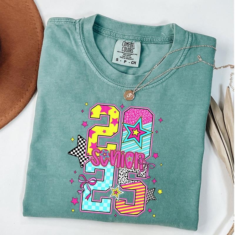 Comfort Colors Retro Class of 2025 Senior Shirt, Coquette Senior Tee, Class Of 2025 T-Shirt, Graduation Gift Hoodie,...