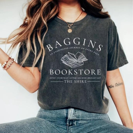 Comfortable Vintage Reading Enthusiast Shirt - Bookstore T-shirt, Interesting Book T-shirt Hoodie, Sweatshirt