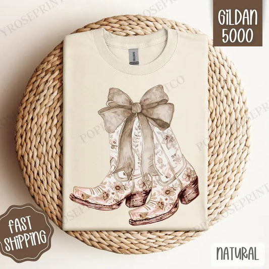 Coquette Beige Cowgirl Boots Shirt Gildan, Women's Tee, Cute Beige Bow Boots Women's Tshirt Plus Sizes Hoodie, Sweatshirt