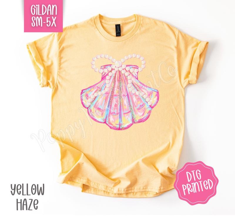 Coquette Sea Shell Gildan Tshirt, Cute Summer Tee, Girly Beach Shirt Hoodie, Sweatshirt | WearSparks.com