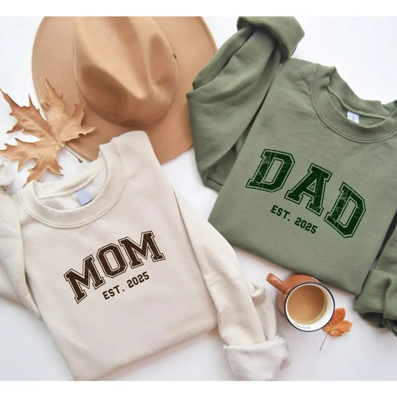 Dad And Mom Couple Sweatshirt, Custom Dad Mom Sweatshirt, Dad Est 2025 Mom Est 2025 Sweatshirt, Pregnancy Announcement,...