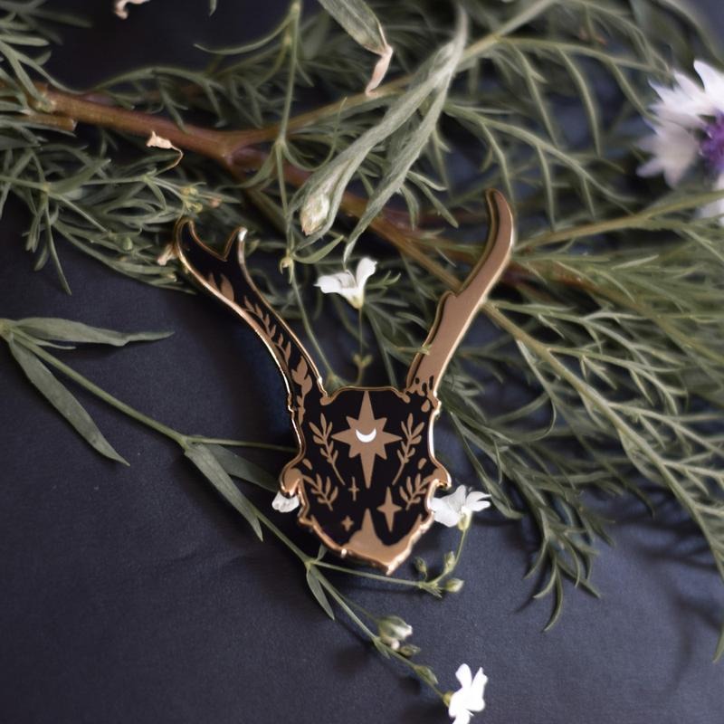 Deer Skull Pin T-Shirts, Hoodie, Sweatshirt | WearSparks.com