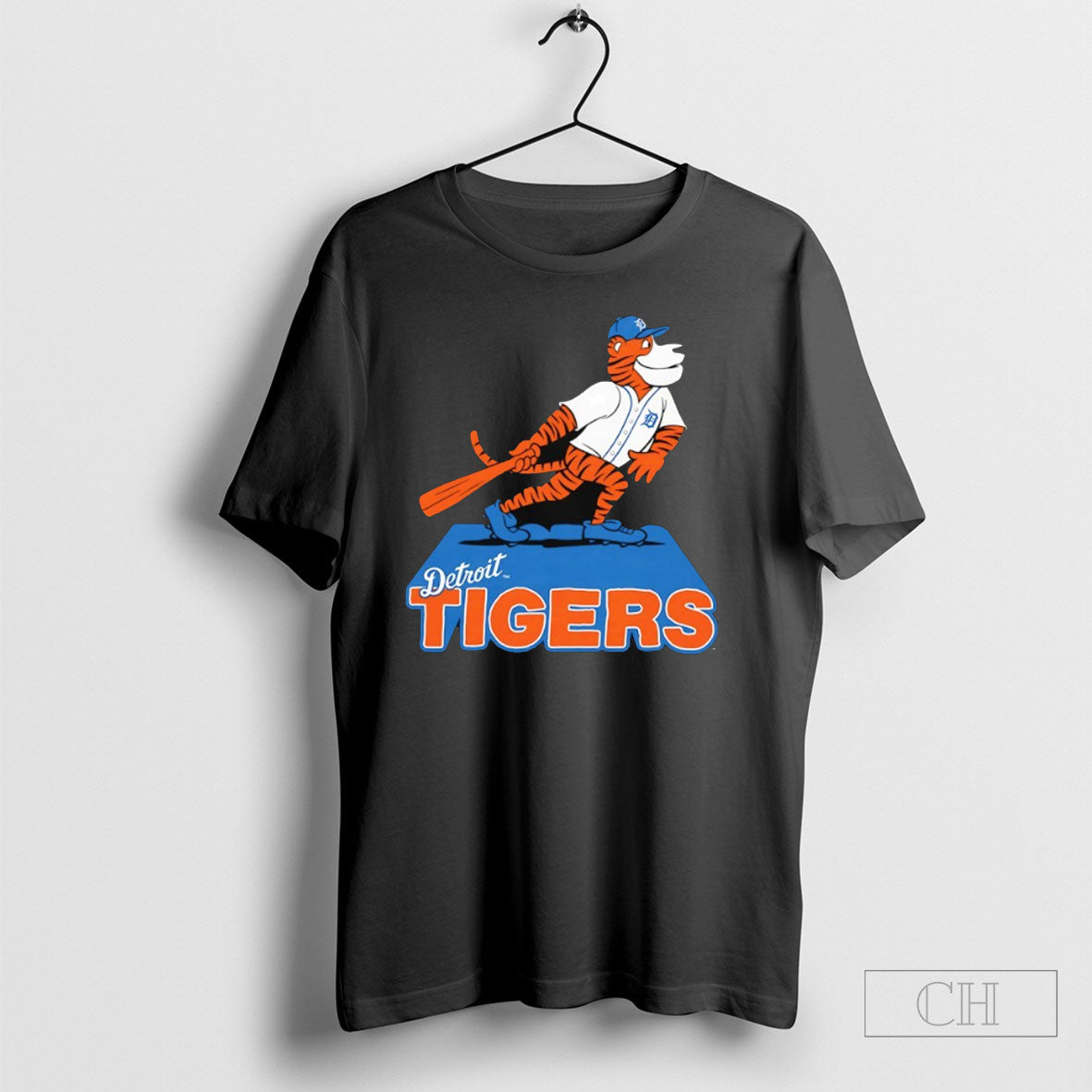 Detroit Tigers Mascot Slugger Swing Tee Shirt