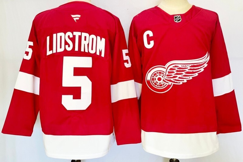 Detroit Red Wings #5 Nicklas Lidstrom