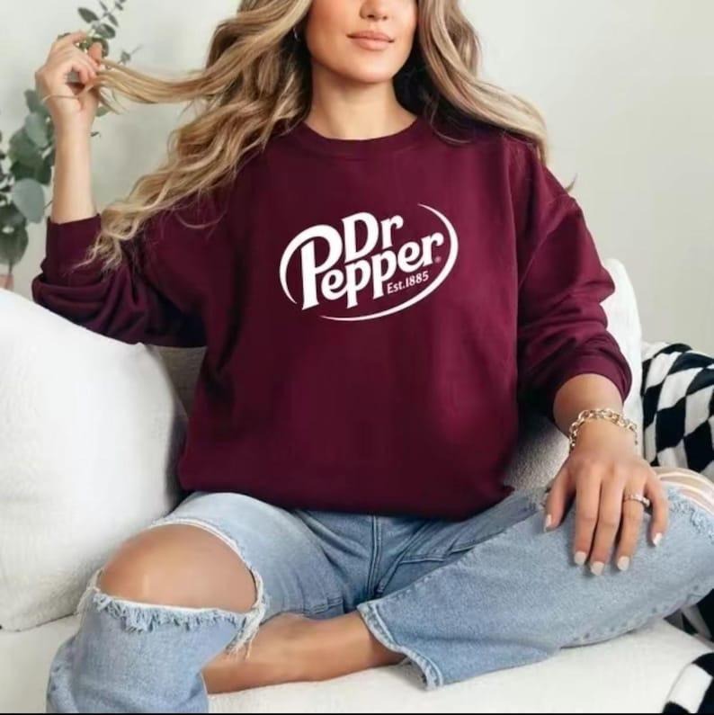 Dr. Pepper Sweatshirt, Funny Soda Graphic Pullover, Perfect Gift for Dr. Pepper Lovers, Casual Streetwear Top T-Shirts,...