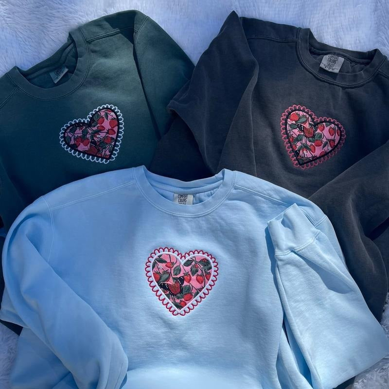 Embroidered Heart Sweatshirt, Scalloped Cute Sweatshirt, Coquette Sweatshirt T-Shirts, Hoodie | WearSparks.com