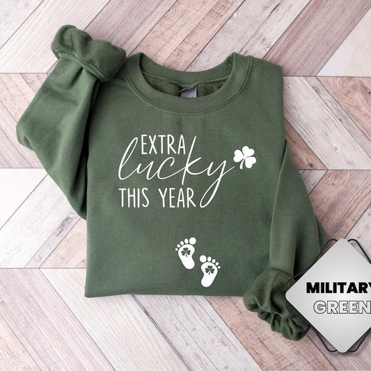 Extra Lucky This Year Sweatshirt, St Patrick's Day Pregnancy Reveal, Pregnancy Announcement Sweatshirt, Mom To Be...