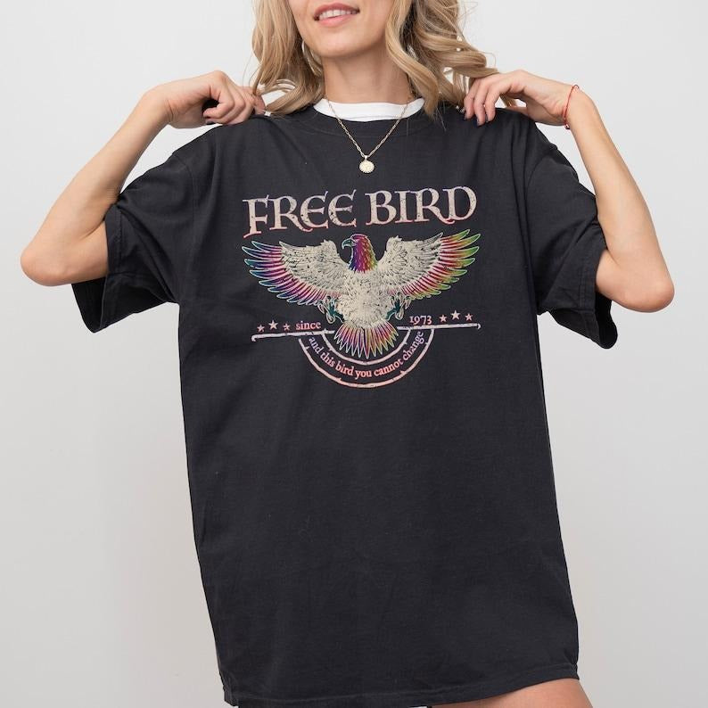 Free Bird Tshirt, Old School Band T-shirt, Retro Music Shirt, Rock Band Tee, Oversized Trendy Shirts Top Womenswear...