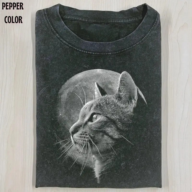 Funny Cat in Moonlight T-Shirt - Vintage Graphic 90's Style for Women
