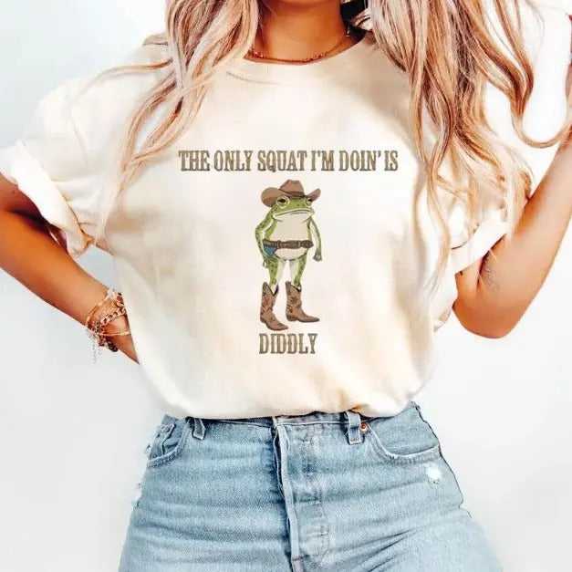 Funny Cowboy Frog Shirt Western Humor The Only Squat I'm Doin Is Diddly Lazy Gym Shirt Cotton Fabric Hoodie, Sweatshirt