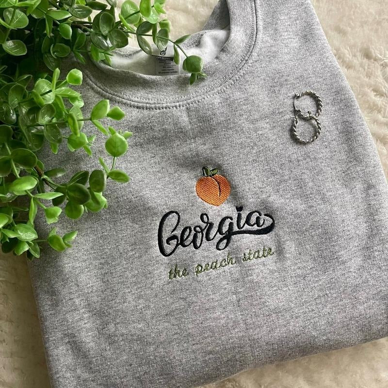 Georgia Peach Crewneck T-Shirts, Hoodie, Sweatshirt | WearSparks.com