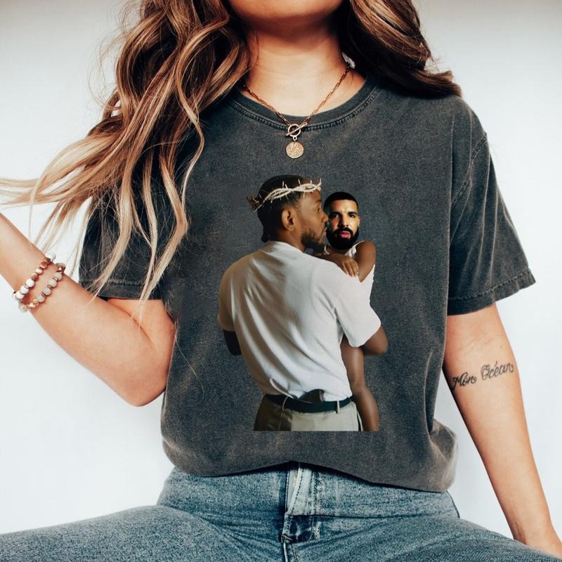 Kendrick Lamar Holding Baby Drake T-Shirt Top Womenswear Underwear Lady Hoodie, Sweatshirt | WearSparks.com