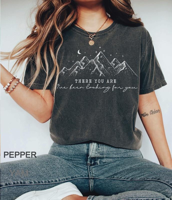 Manon Blackbeak Throne of Glass T-Shirt, The Thirteen Shirt, Rowan Whitethorn, Crescent City Shirt, Throne of Glass...