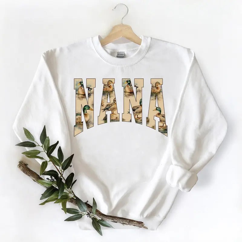 NANA Hunting Season Duck Graphic Vintage Mallard Duck AUNTIE Gift For Unisex T-shirt Hoodie Sweatshirt Pullover Cotton...
