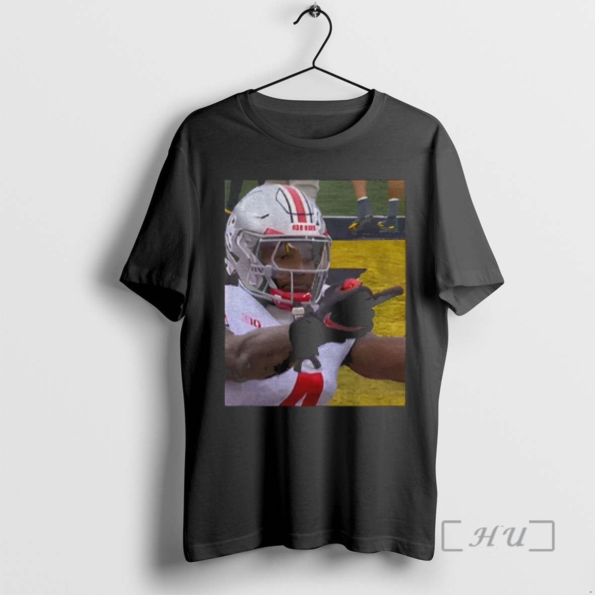 Officials Jeremiah Smith Flips Off Michigan Fan Football Ohio State Rivalry Moment Premium T Shirts Hoodie, Sweatshirt