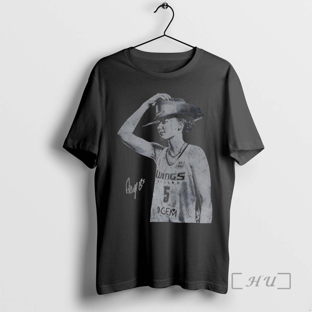 Officials Paige Bueckers Dallas Wings Basketball Holding Cowboy Hat Signature Vintage Premium T Shirts Sweater Hoodie,...