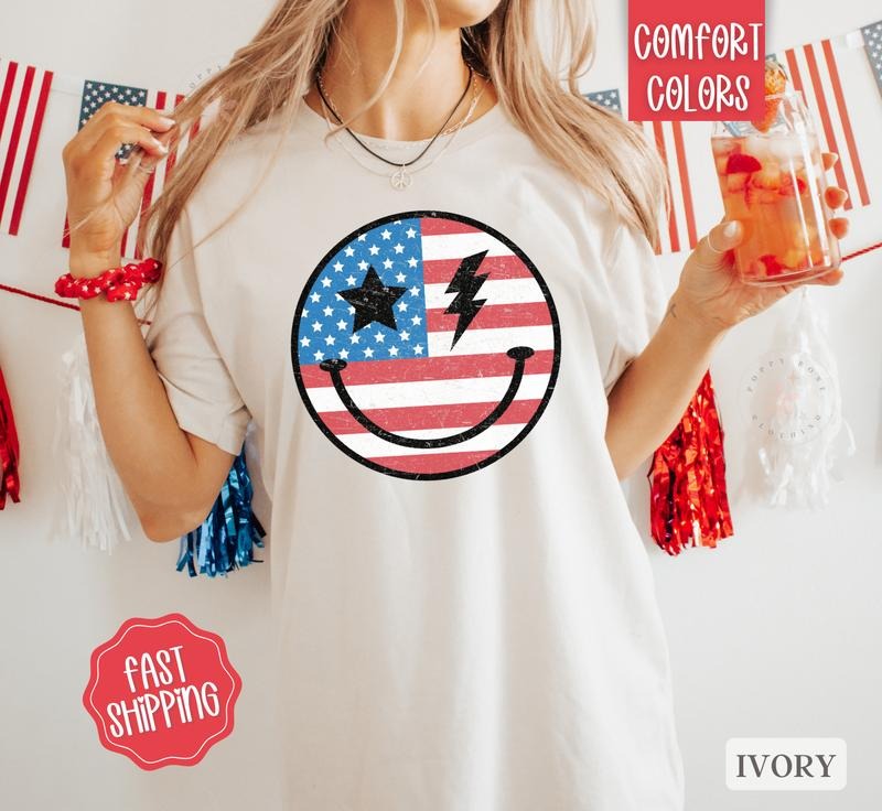 Patriotic Happy Face Shirt Comfort Colors, July 4th Shirt, USA Oversized Graphic Tshirt, America Tshirts Hoodie, Sweatshirt