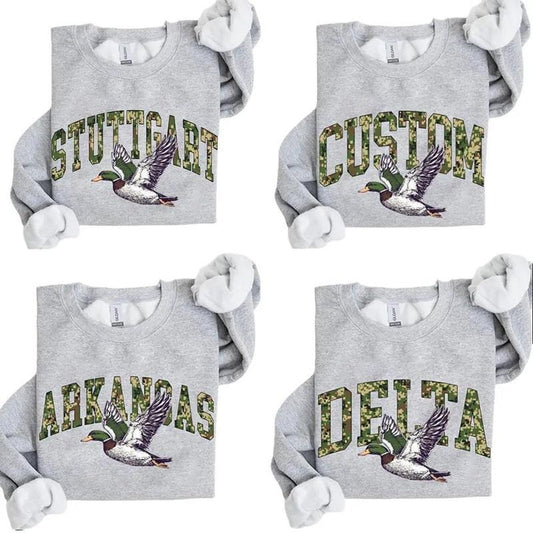 Personalized Camo Flying Mallard Duck State Name Hunting Camouflage Unisex Vintage Pullover Sweatshirt Personalize,...