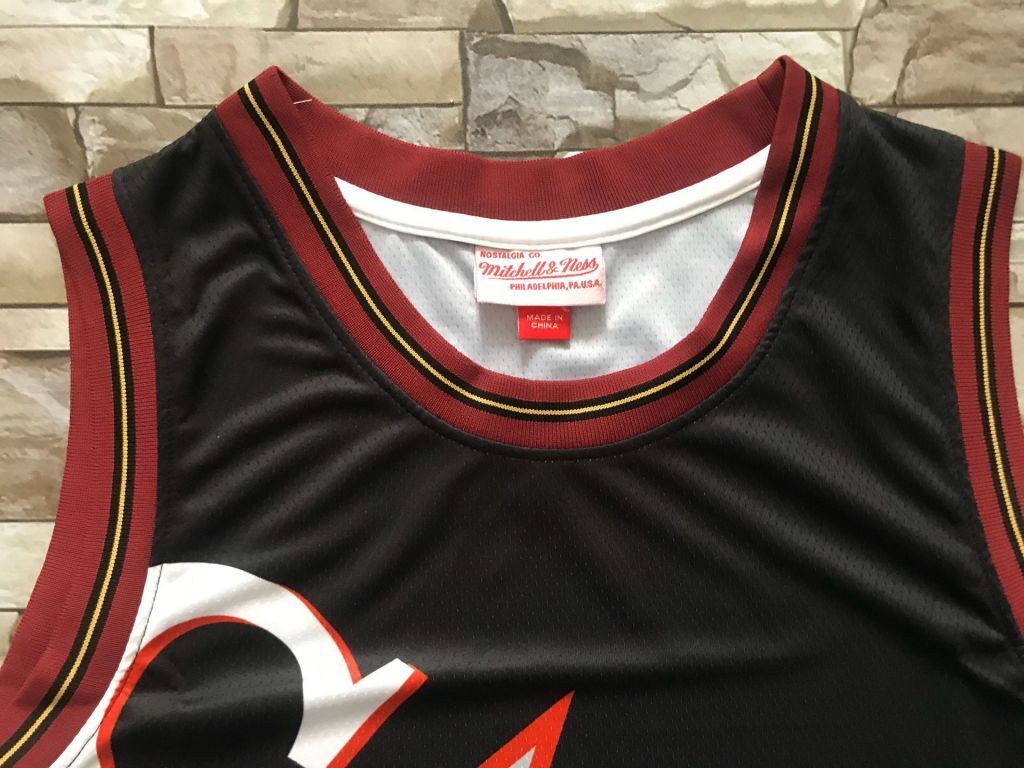 Philadelphia 76ers 76 mitchell&ness Retro Black Style 3