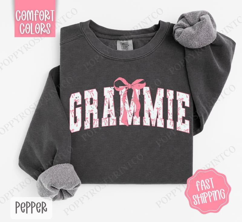 Pink Grammie Bow Comfort Colors Sweatshirt, Women's Crewneck, Cute Women's Sweater T-Shirts, Hoodie | WearSparks.com