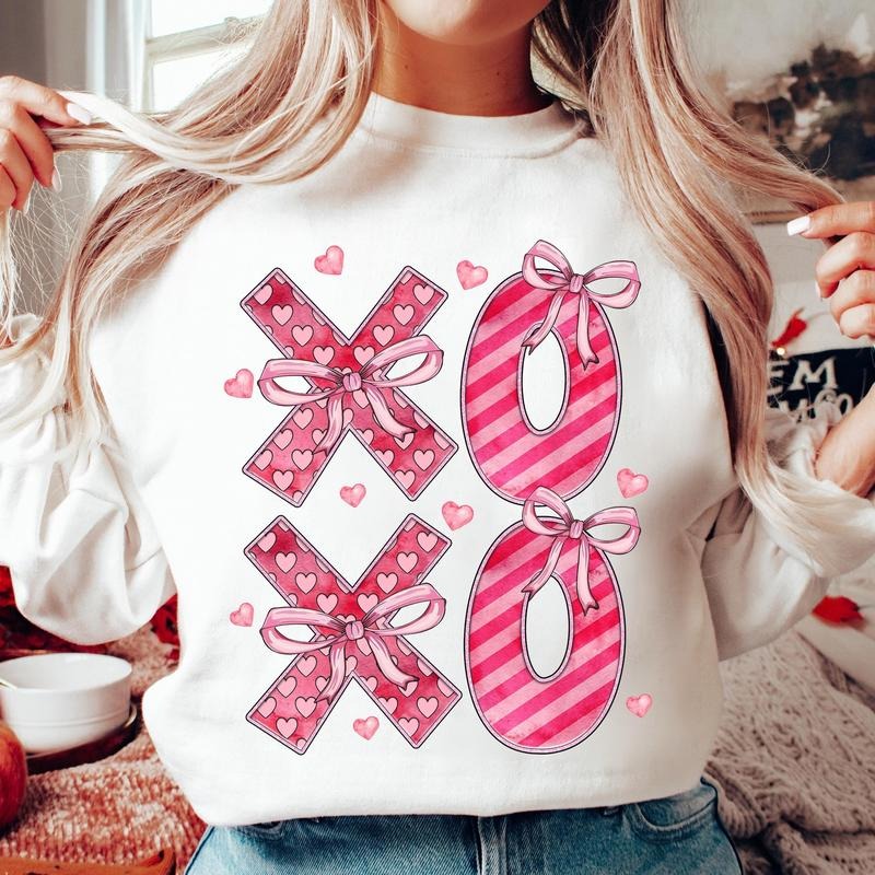 Pink Valentines Coquette Bow Sweatshirt, XoXo Sweatshirt, Retro Valentine Sweatshirt, Love Sweatshirt, Girly Valentine  ,...