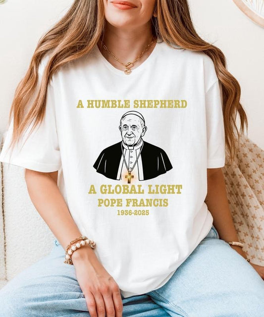 Pope Francis Shirt, Catholic Memorial Tee Casual Style Crew Neck Short Sleeve T-Shirt Tops Trendy for Unisex Hoodie,...