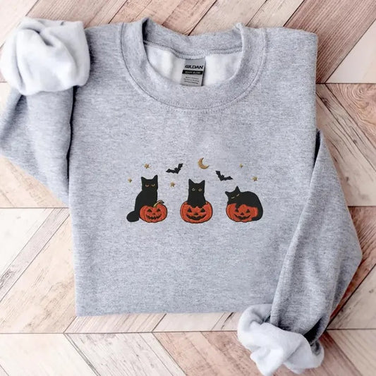Pumpkin and Black Cat Sweatshirt, Halloween Sweatshirt, Pumpkin shirt, Fall Sweatshirt for Women, Halloween Crewneck,...