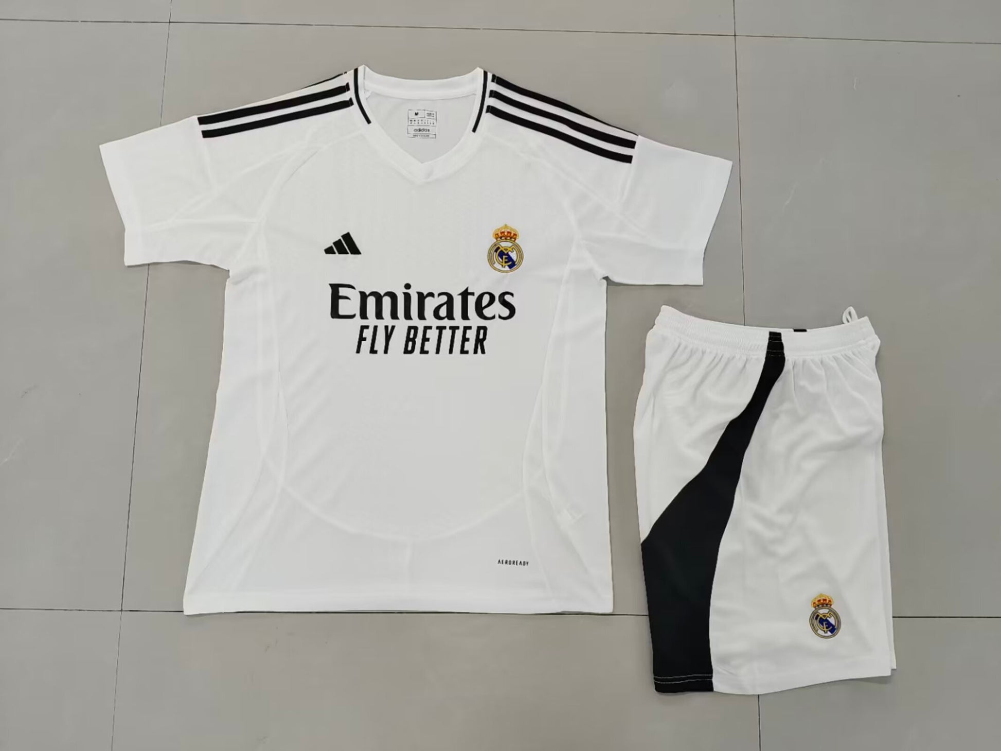 Real Madrid 24-25 Real Madrid Home Style 2