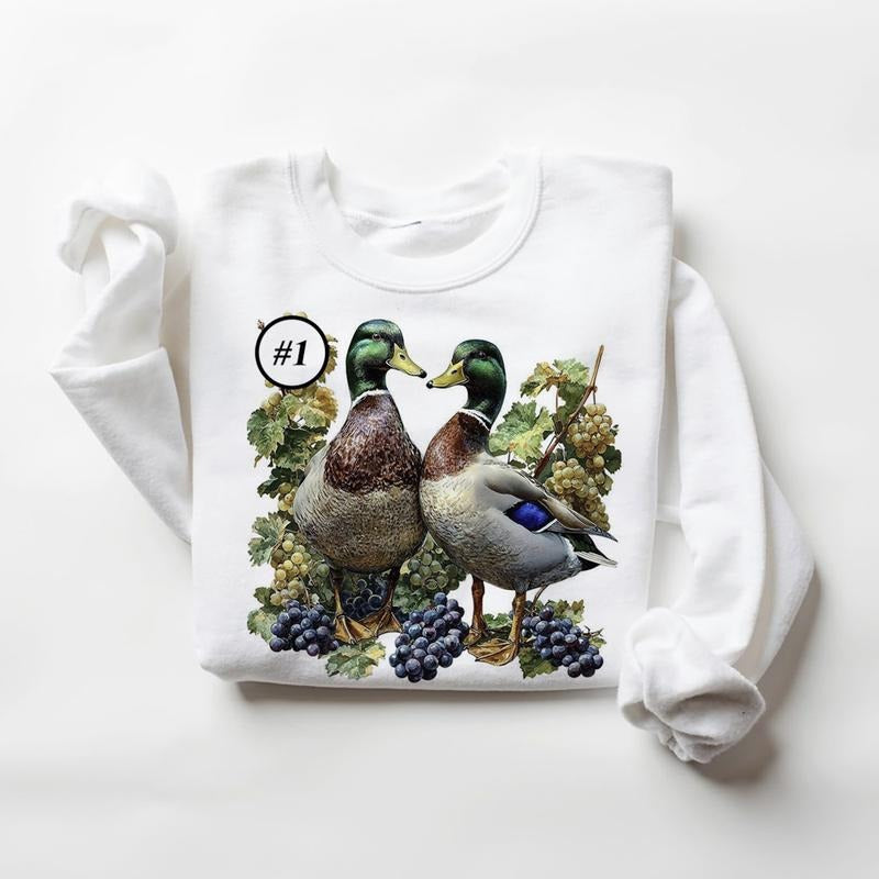 Retro Couple Mallard Duck Valentine Funny Sweatshirts Valentine Sunset Wetland Hunting Flying Ducks T-shirt Unisex Cute...