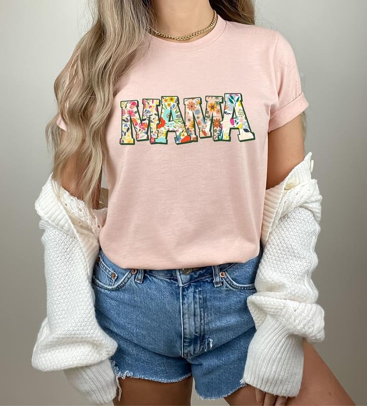 Retro Flower Mama T-shirt, Shirt for Mom for Mother's Day, Mama T-Shirt, Mom Shirt for Mom for Mother's Day, Mama T-shirt...