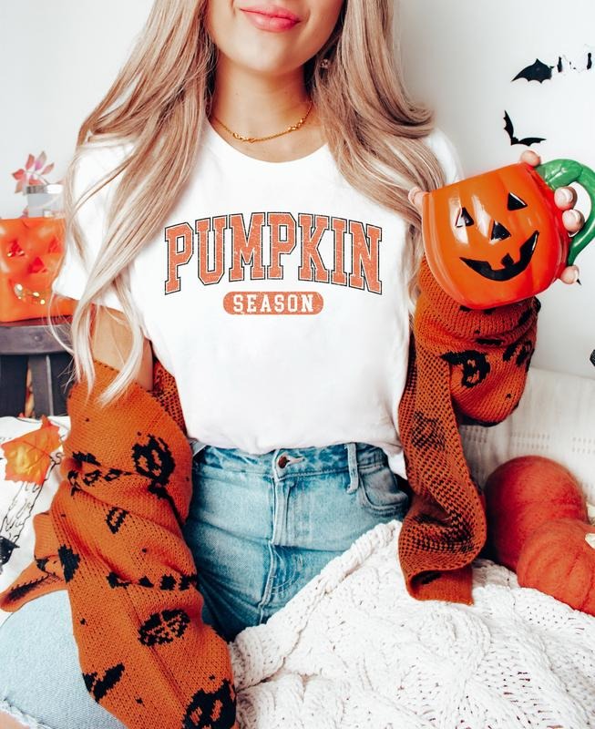 Retro Pumpkin Season Sweatshirt Cute Fall Sweatshirt Thanksgiving Gift Halloween Sweatshirts For Women Fall Gifts Autumn...