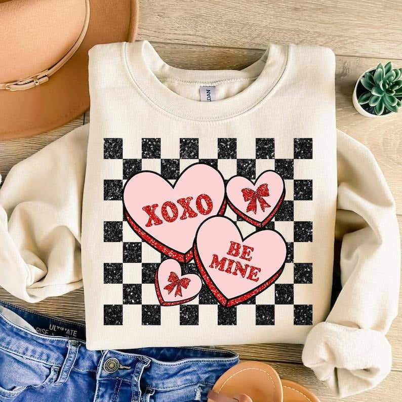 Retro Valentines Heart Candy Sweatshirt Valentines Coquette , Checkered Valentines, Love , XOXO T-Shirts, Hoodie