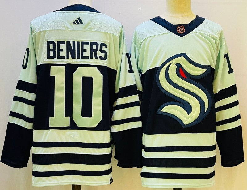 Seattle Kraken #10 Matty Beniers Style 4